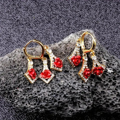 Brinco Cascata de Rosas Brilhantes <strong>(COMPRE 1 PAR LEVE 2)</strong>